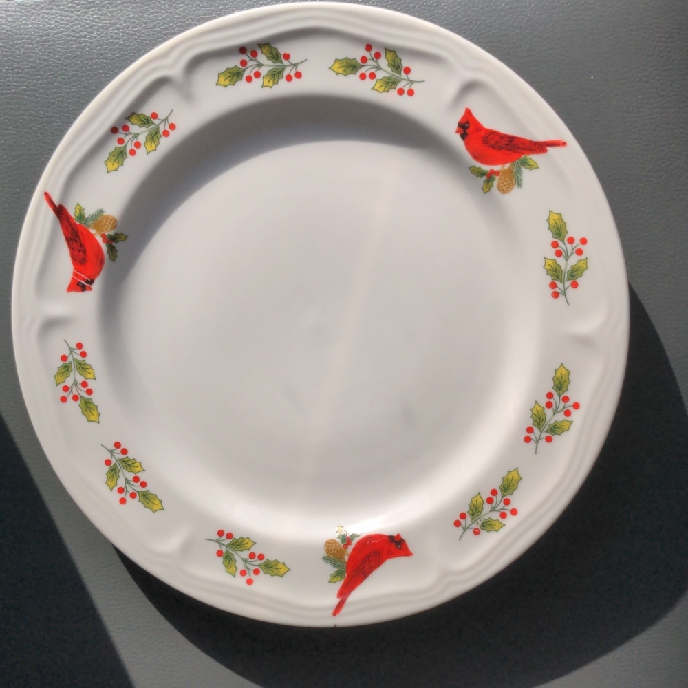Gibson Dinner Plate